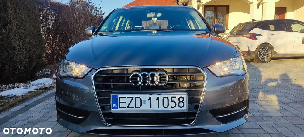 Audi A3 Sportback 2.0 TDI S tronic - 5