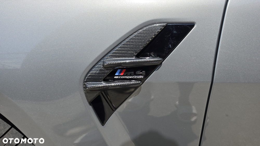 BMW M4 Competition M xDrive - 19