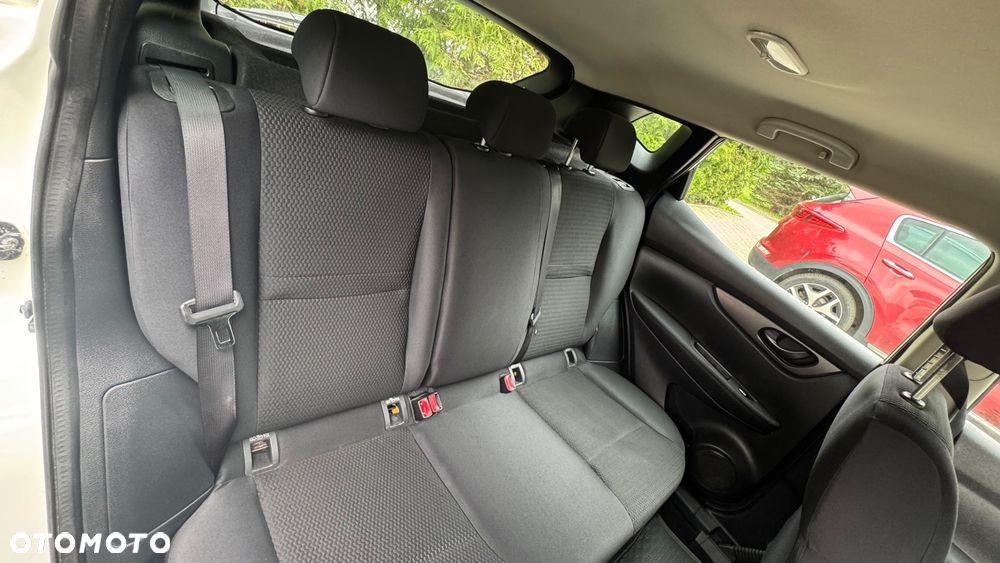 Nissan Qashqai - 13
