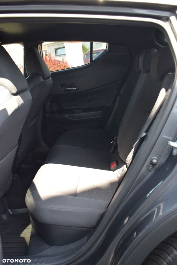Toyota C-HR - 14
