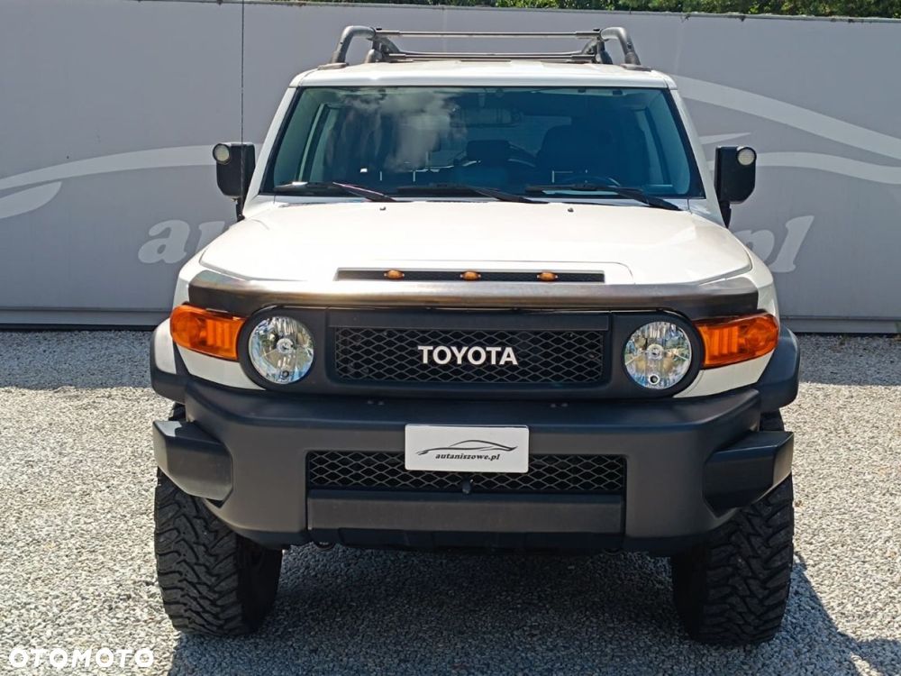 Toyota FJ - 11
