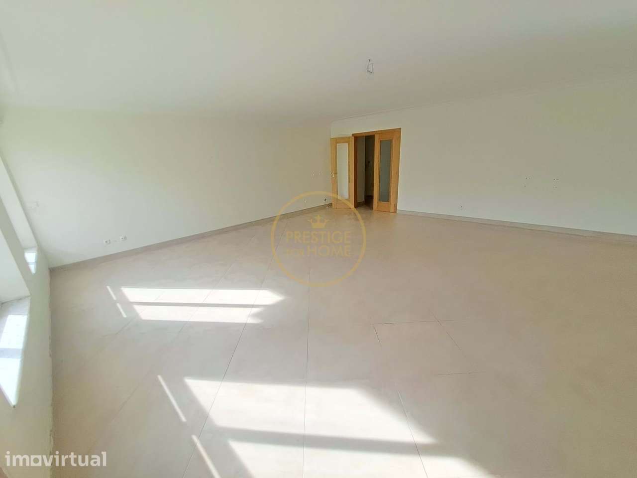 Apartamento T2 na Quinta de Betunes  R/C com GARAGEM e uma área de 148 - Grande imagem: 5/33
