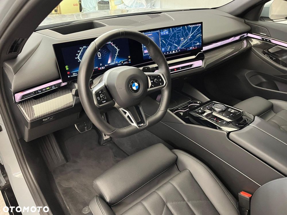 BMW Seria 5 520d xDrive mHEV M Sport - 22
