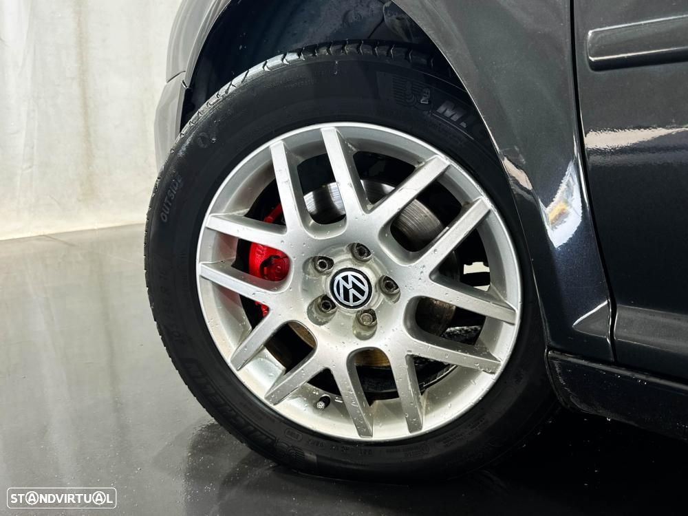 VW Golf 1.9 TDi 25 Anos - 42
