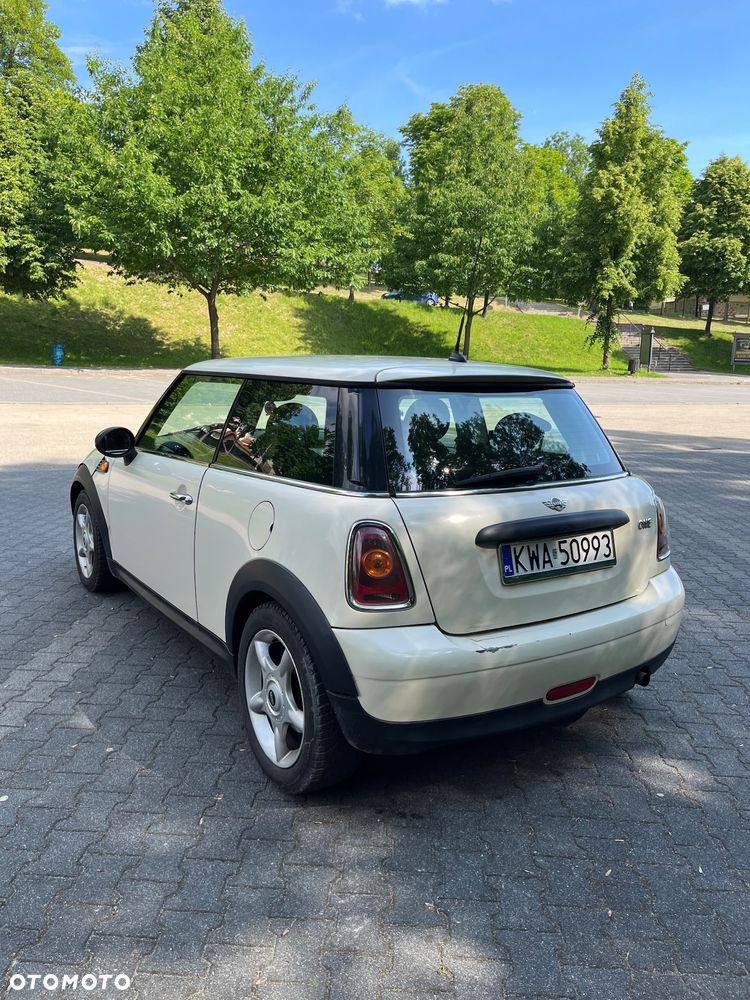 MINI ONE Standard - 4