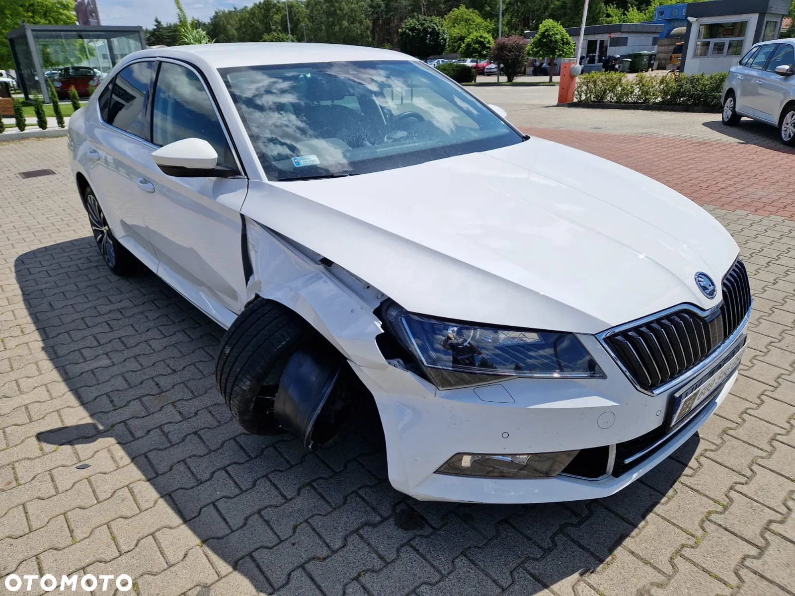 Skoda Superb 1.5 TSI ACT L&K - 5