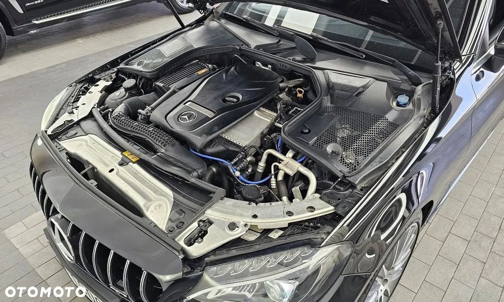 Mercedes-Benz Klasa C 200 9G-TRONIC AMG Line - 17