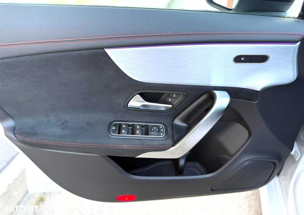 Mercedes-Benz CLA 180 - 15