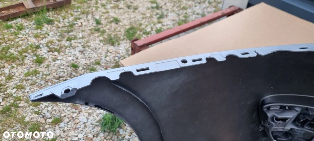 RENAULT LAGUNA III LIFT 2011- Zderzak przód oryginał MC031 - 15