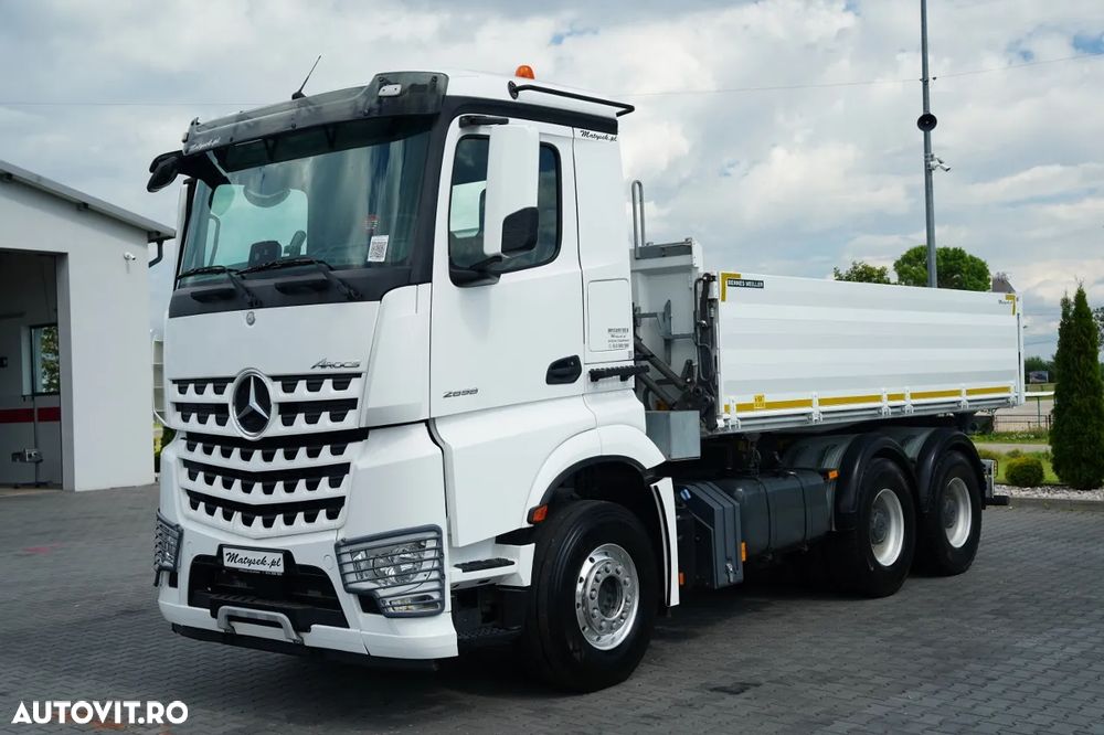Mercedes-Benz AROCS 2658 / BASCULATOR 3 LATE / SARCINĂ UTILĂ 14 TONE / JANTE DIN ALIAJ / EURO 6 / - 12