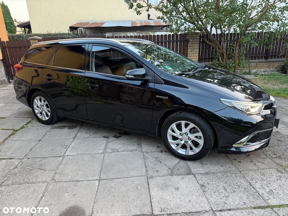 Toyota Auris Hybrid 135 Prestige - 25