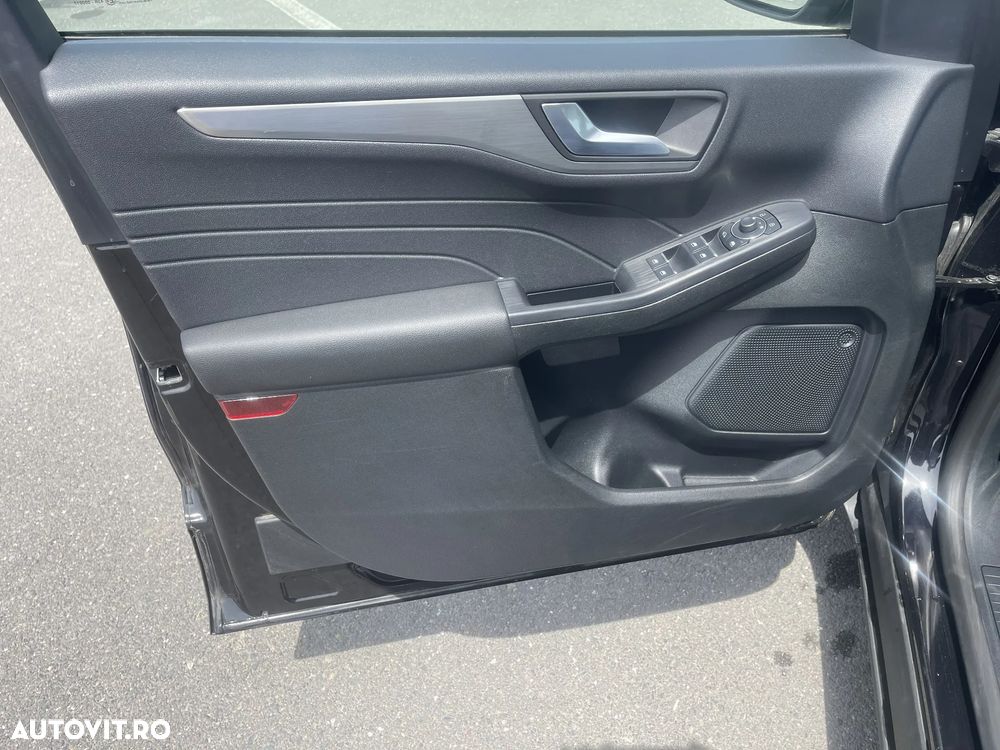 Ford Kuga 2.5 Duratec FHEV ACTIVE - 10