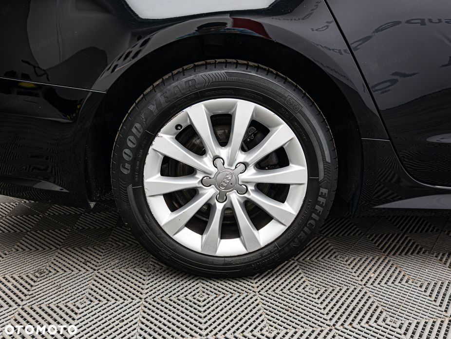 Audi A6 2.0 TDI ultra S tronic - 30