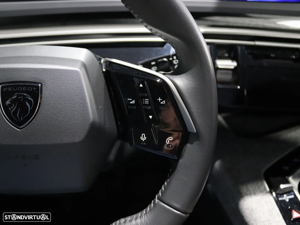 Peugeot 5008 1.2 Hybrid Allure Pack e-DCS6 - 24