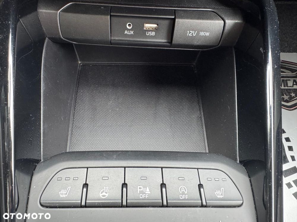 Kia Stonic - 30