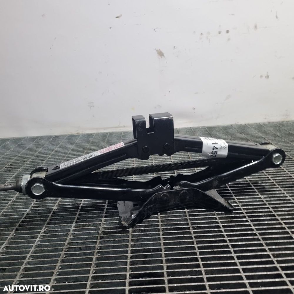 Cric Hyundai IX35 2010 - 2019 (1452) - 1
