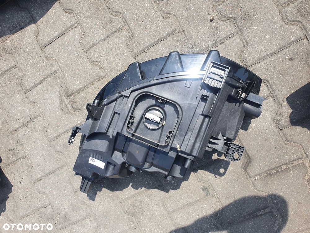 LAMPA PRZEDNIA PRAWA VW ID3 10C941006A - 8