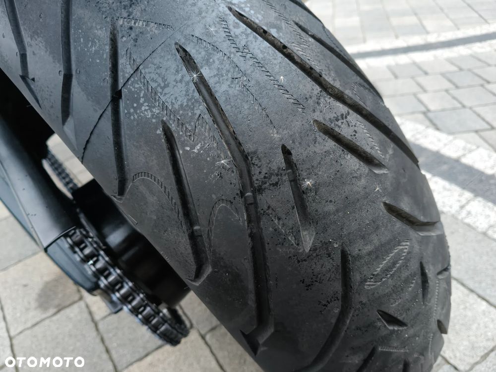 Yamaha FZ8 - 19