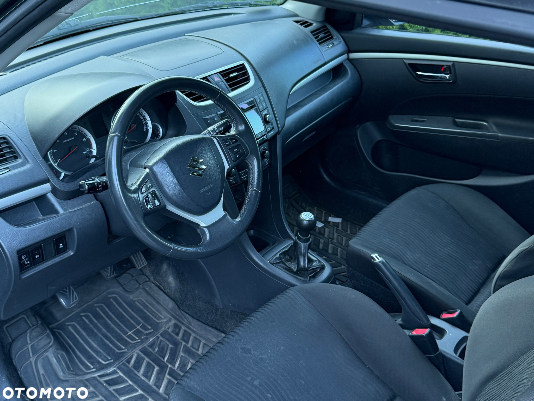 Suzuki Swift 1.3 DDiS 16v GLX DPF - 8