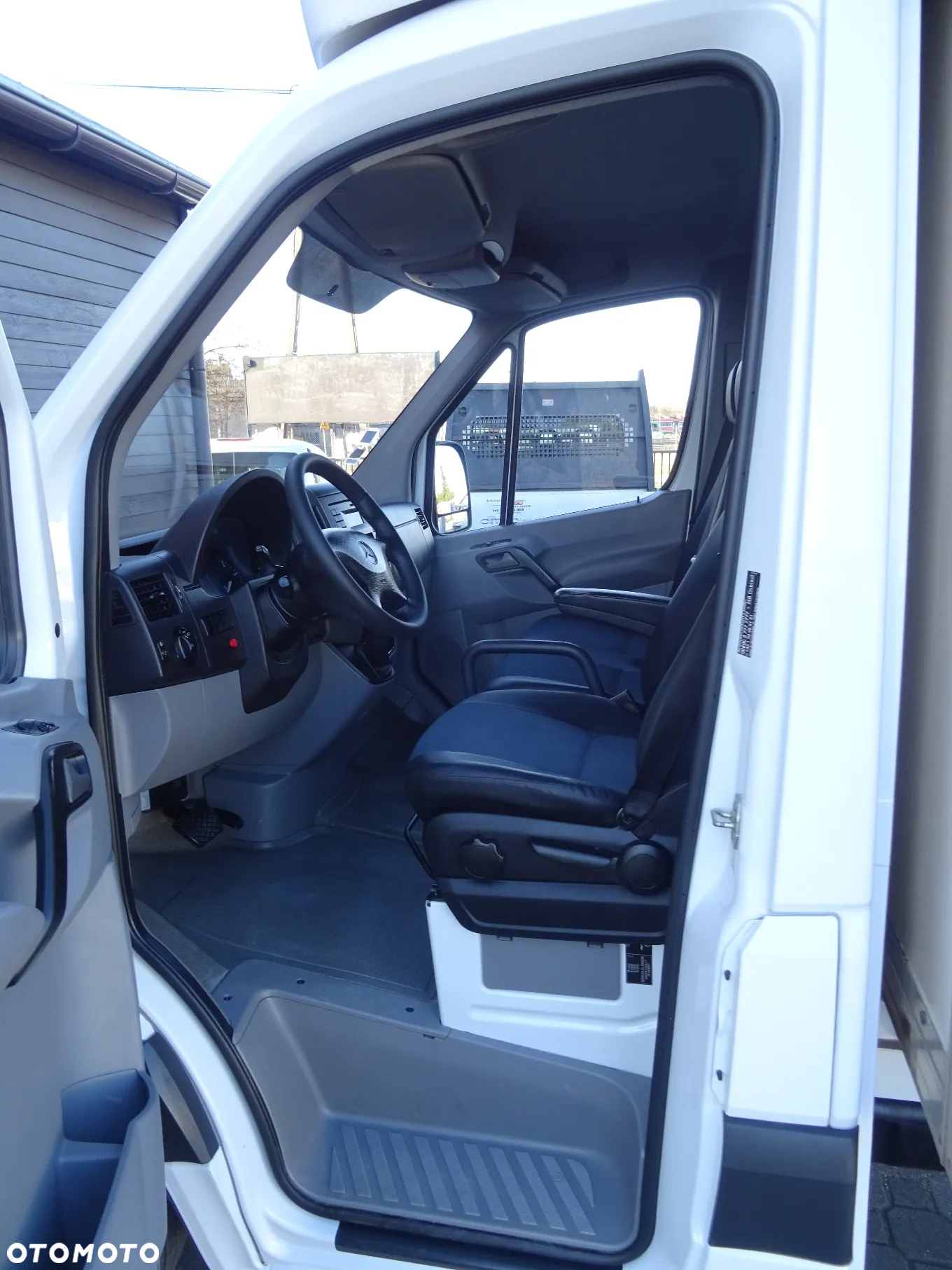 Mercedes-Benz SPRINTER - 10