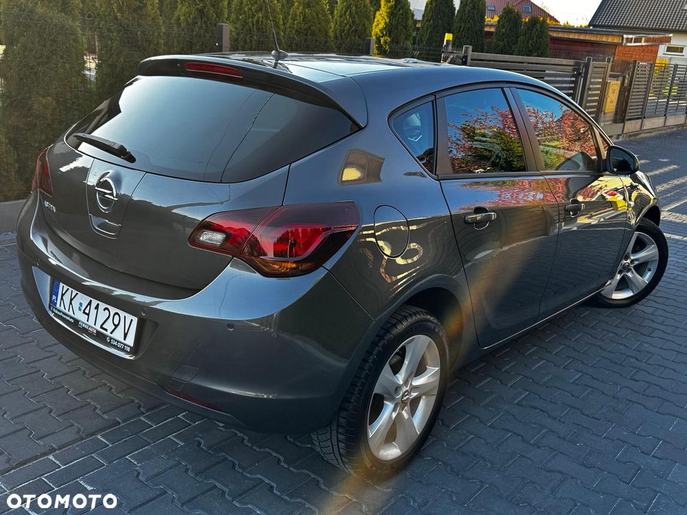 Opel Astra 1.6 Automatik 150 Jahre - 6