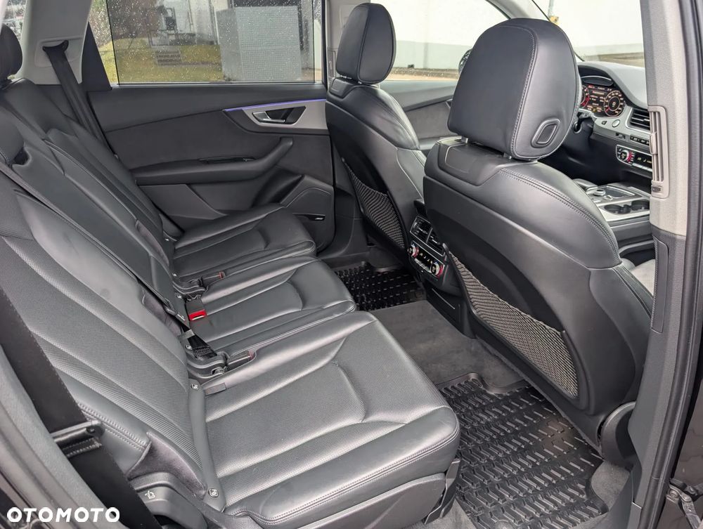 Audi Q7 3.0 TFSI Quattro Tiptronic - 12