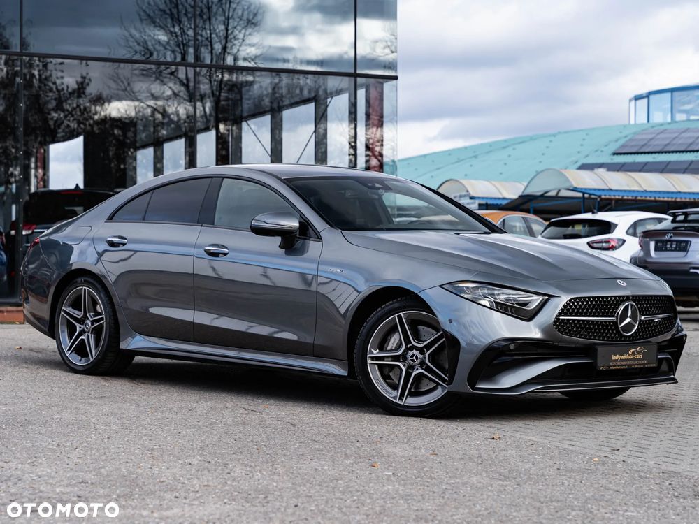 Mercedes-Benz CLS 300 d 4Matic 9G-TRONIC AMG Line - 9