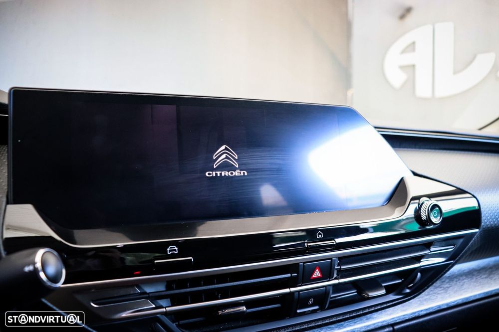 Citroën C5 X 1.6 Hybrid Plus e-EAT8 - 17