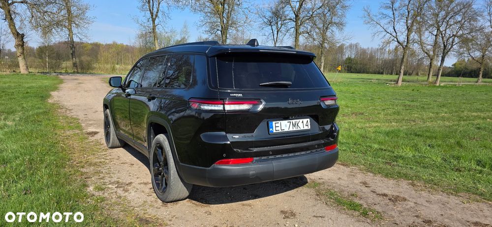 Jeep Grand Cherokee - 14