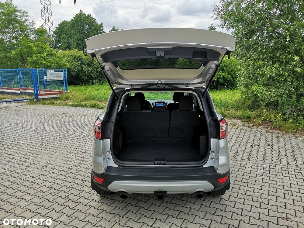Ford Kuga 1.5 EcoBoost 4WD Titanium Plus - 26