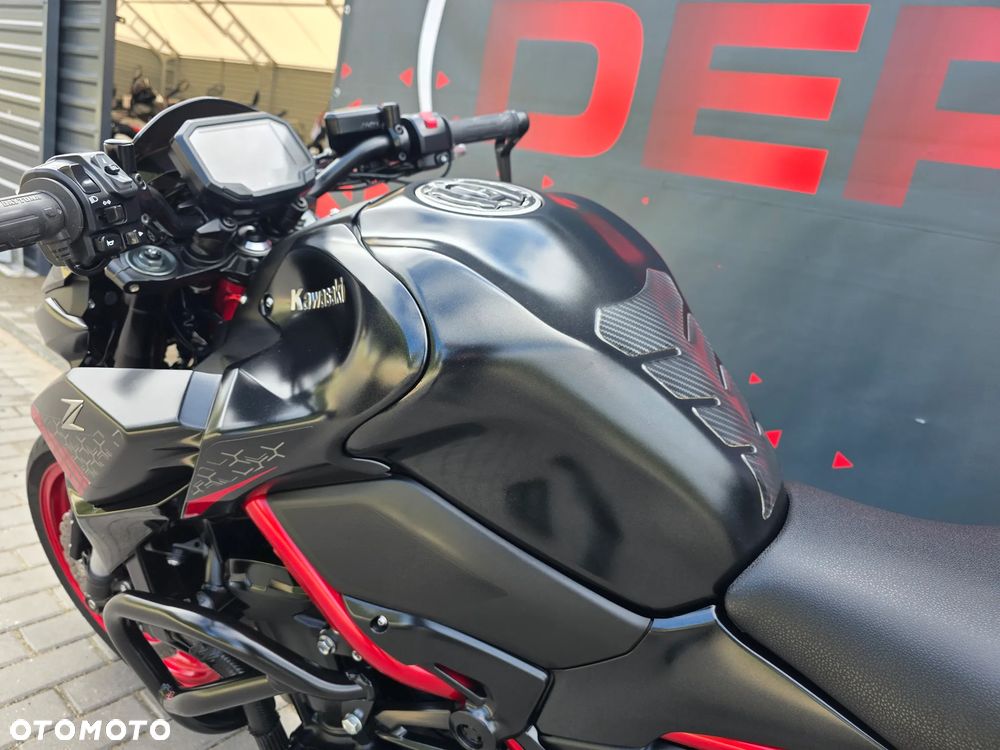 Kawasaki Z 900 - 10