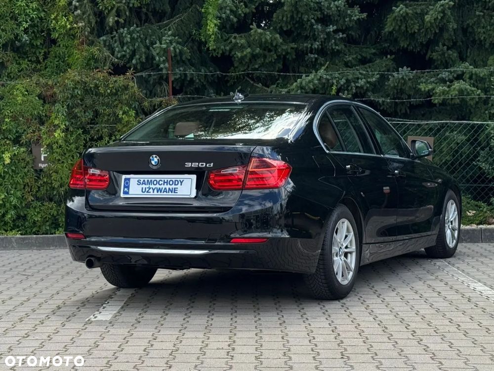 BMW Seria 3 320d Efficient Dynamics Edition Luxury Line - 2