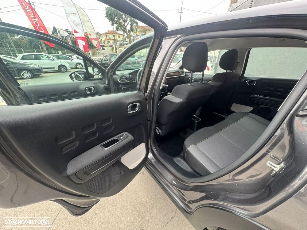 Citroën C3 1.2 PureTech Shine - 16