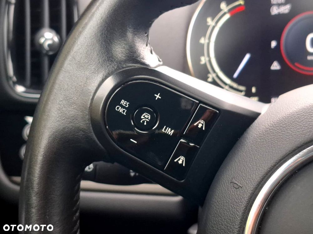 MINI Countryman Cooper Classic Trim - 18