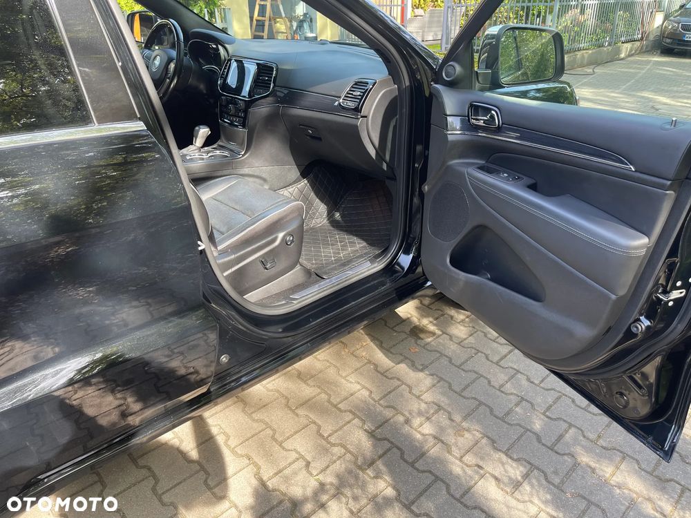 Jeep Grand Cherokee 3.6 V6 Overland - 11