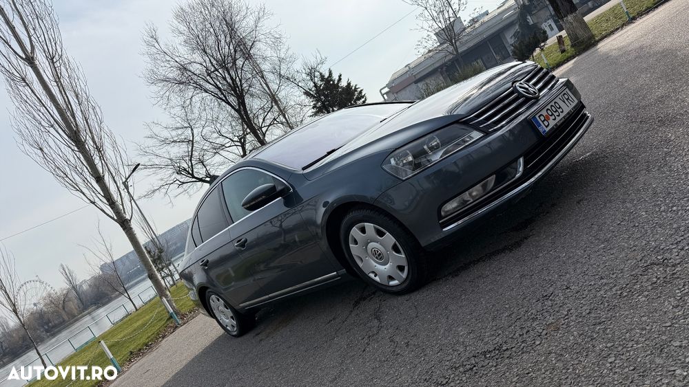 Volkswagen Passat 2.0 TDI Blue TDI DSG Highline - 3