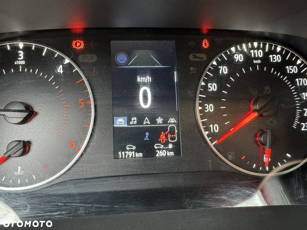 Renault Megane 1.5 Blue dCi Business - 14