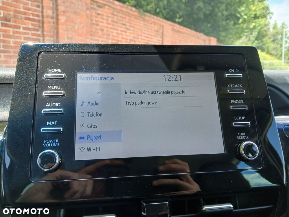 Toyota Camry - 19