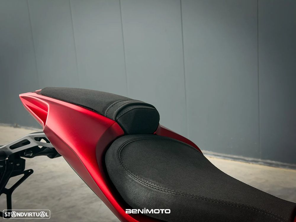MV Agusta F3 RR - 13