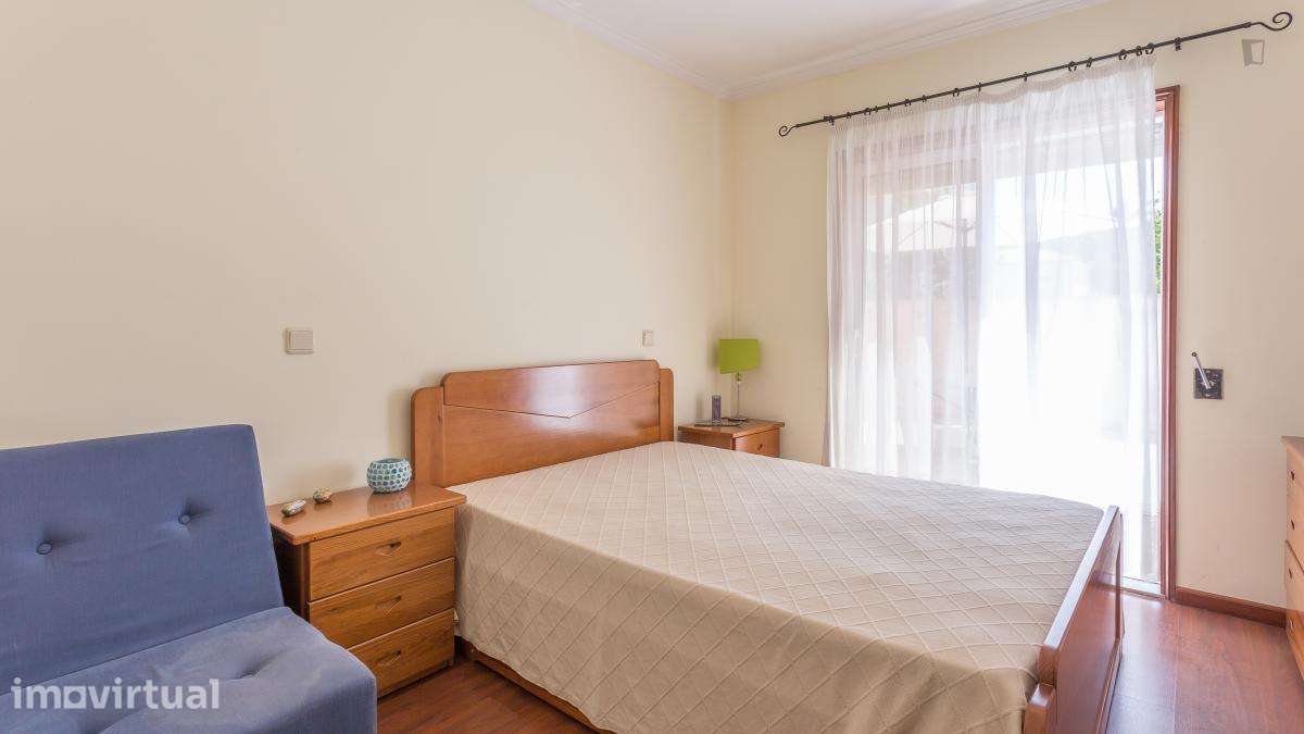 Apartamento com 2 quartos - localizado em Madalena Porto - Grande imagem: 2/31