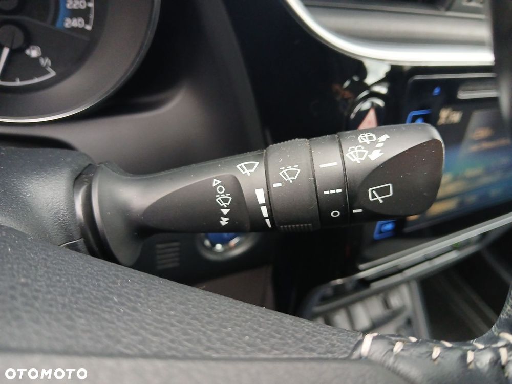 Toyota Auris Hybrid 135 Premium - 31