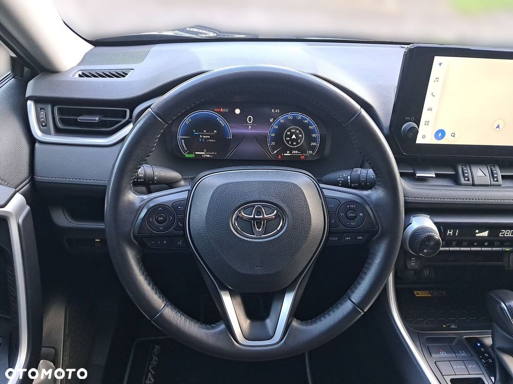 Toyota RAV4 - 6