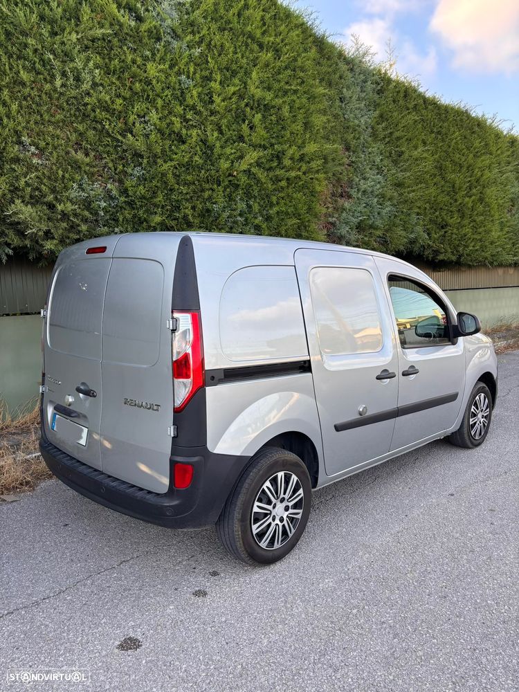 Renault Kangoo 1.5 DCI 6 velocidades - 2