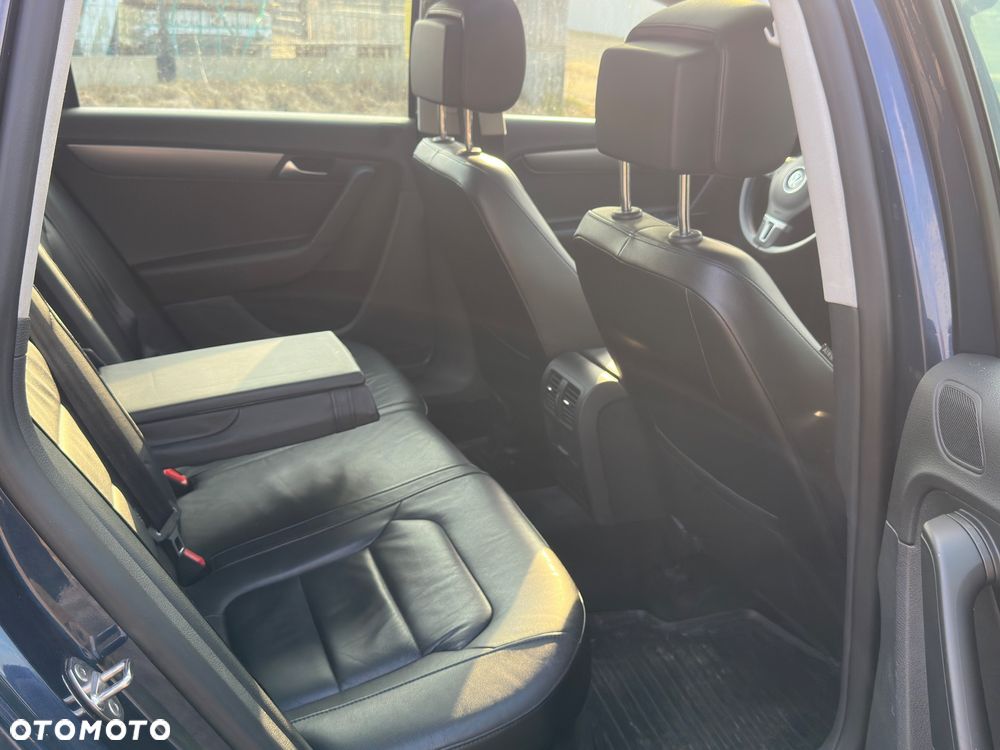 Volkswagen Passat 1.6 TDI BlueMotion Technology Comfortline - 21