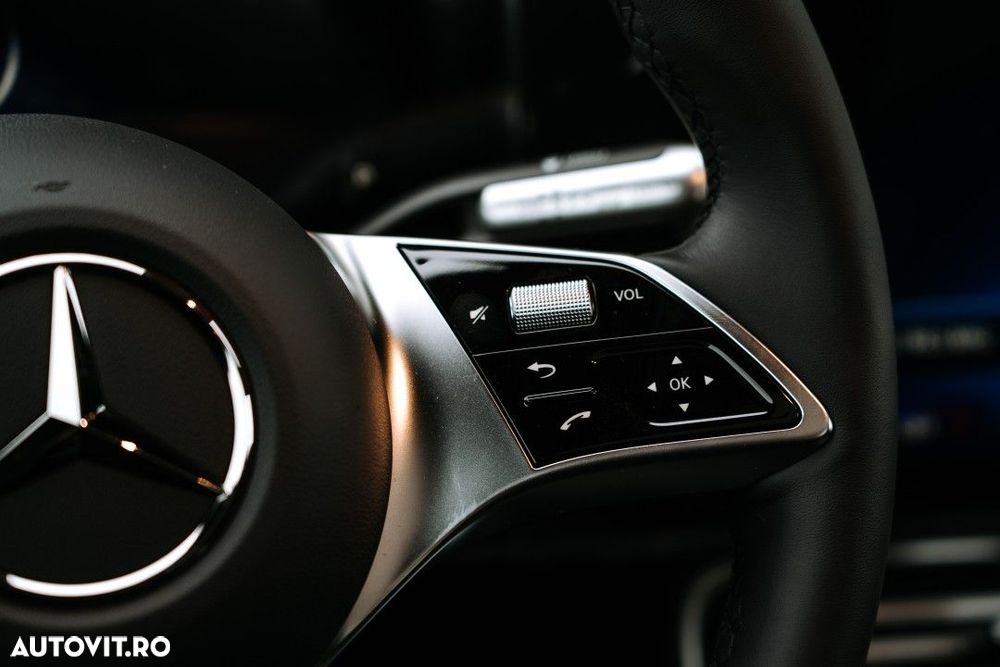 Mercedes-Benz CLA - 23