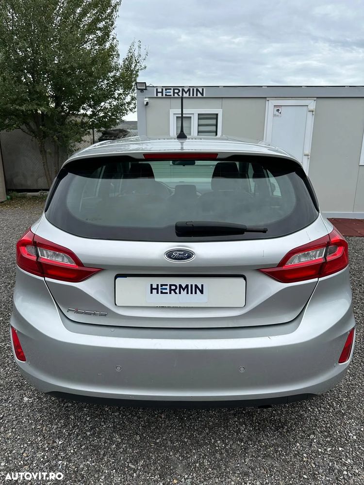Ford Fiesta 1.1 COOL&CONNECT - 4