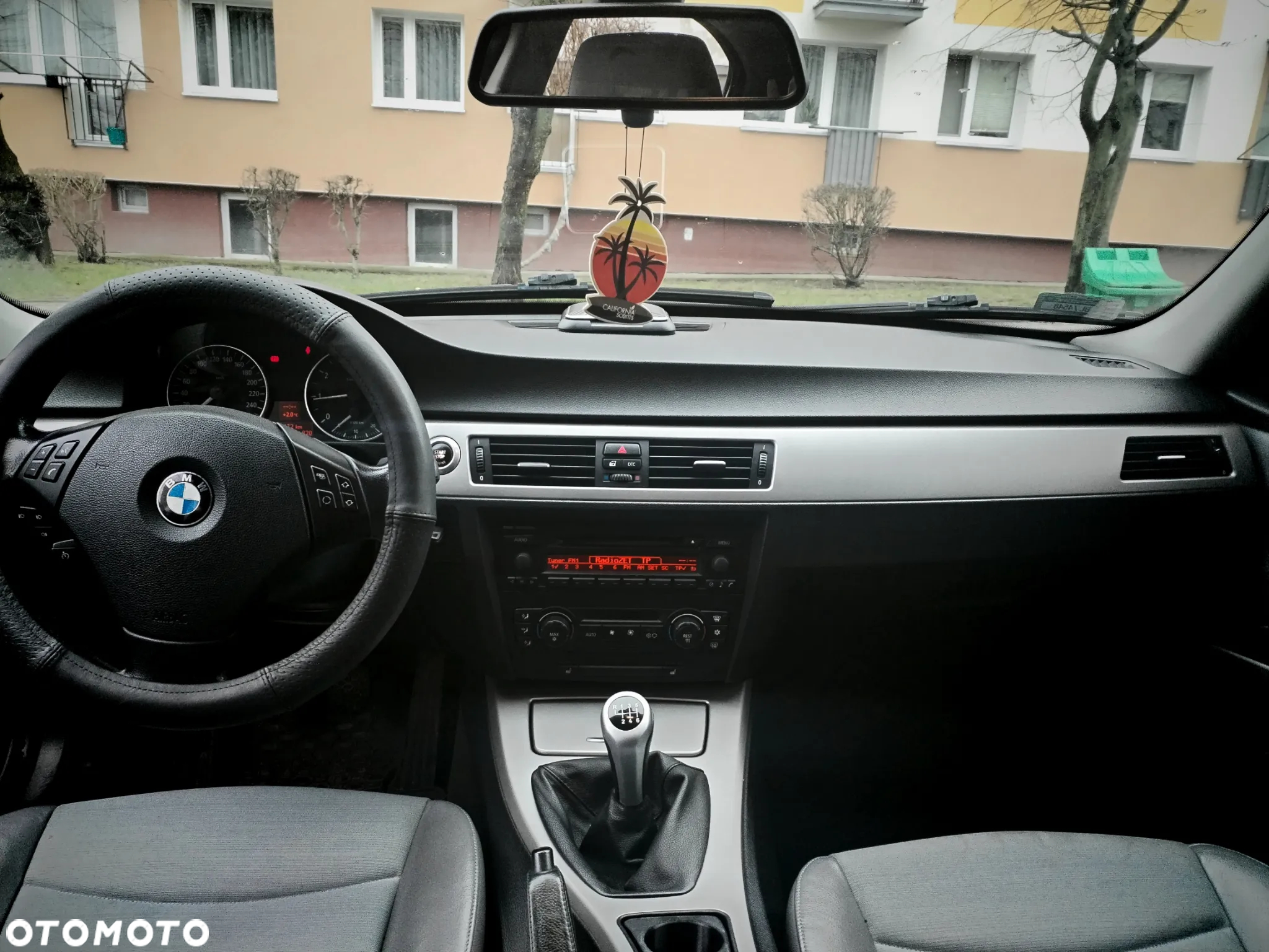 BMW Seria 3 318i - 9