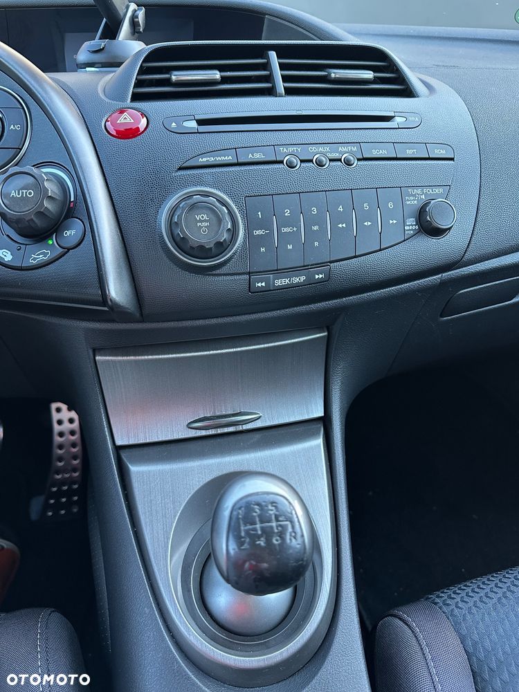 Honda Civic 1.8 Comfort - 20