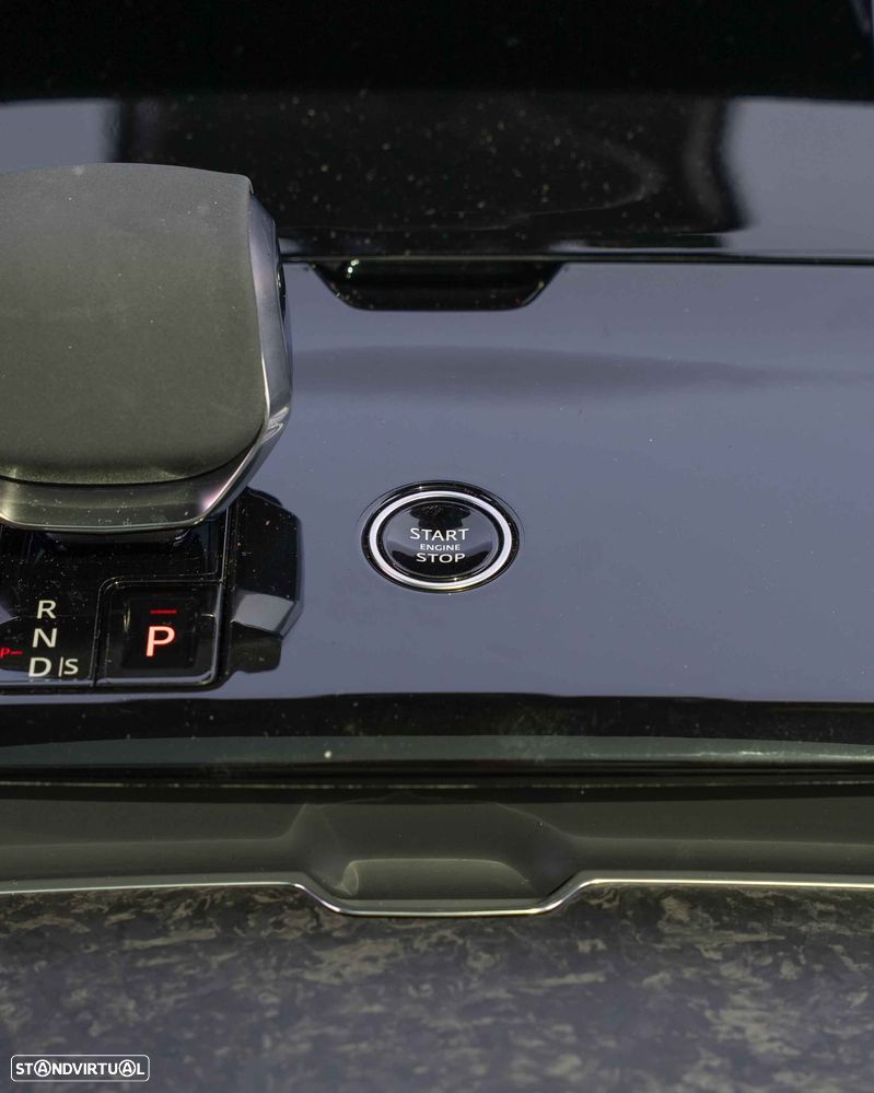 Land Rover Range Rover Sport P550e Autobiography - 24
