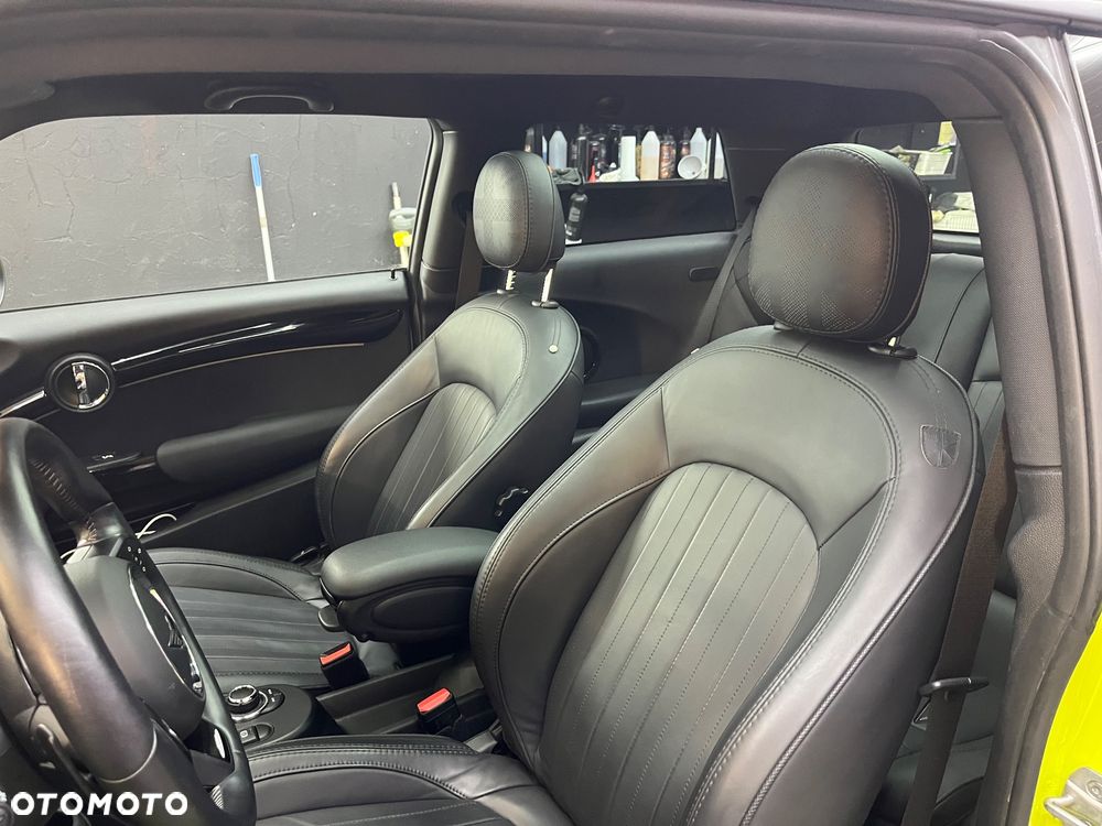 MINI John Cooper Works - 7